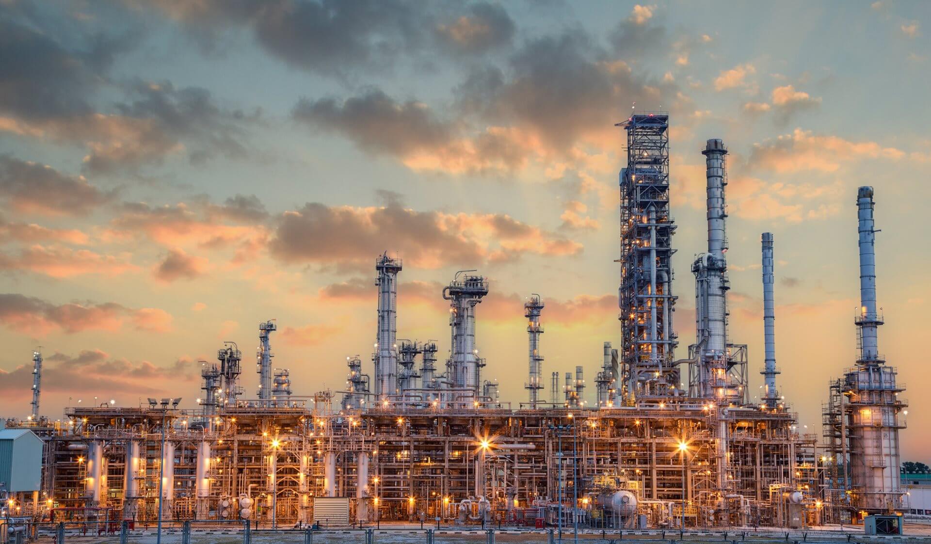 Getty images 1498170938 refinery at dusk